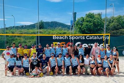 Els equips del Beach Volley Garraf. Eix